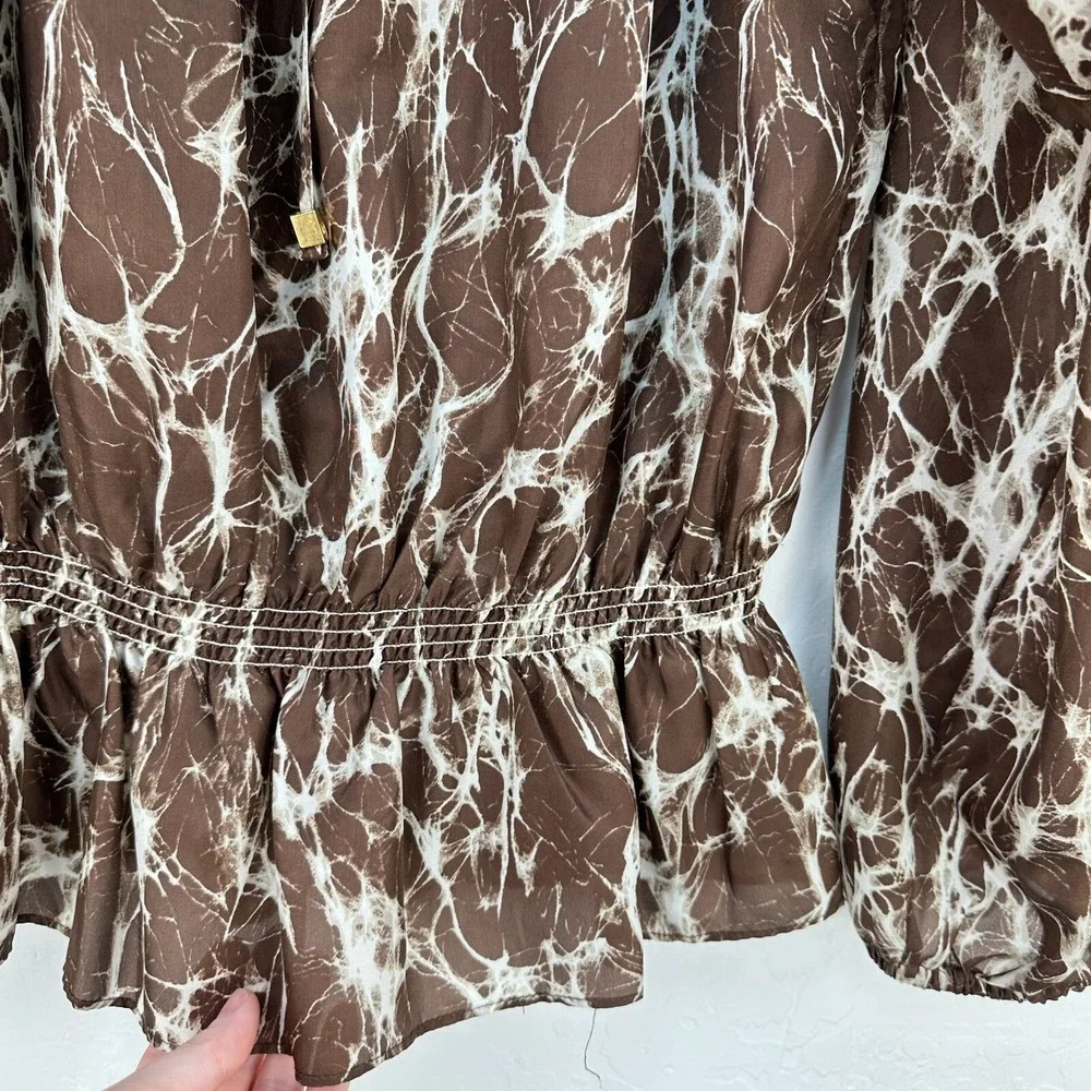 Michael Kors Silk Blouse Womens Top L Brown‎ Cream Goldtone Tie Smocked Waist